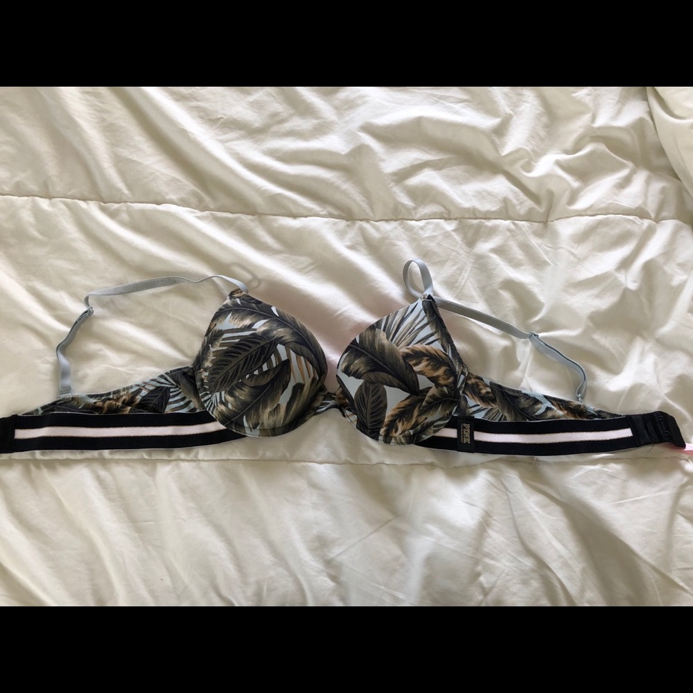 PINK VS wear everywhere push-up